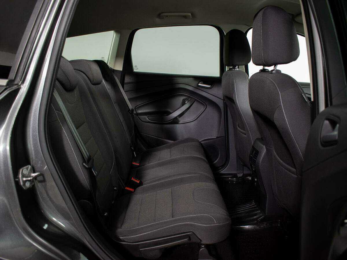 Ford Kuga 2015 года с пробегом. Фото: #8