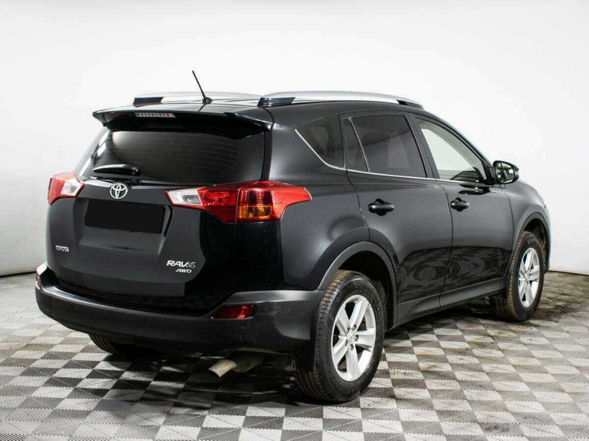 Toyota RAV4 2013 года с пробегом. Фото: #3