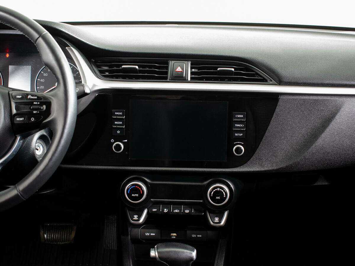 Kia Rio 2021 года с пробегом. Фото: #7