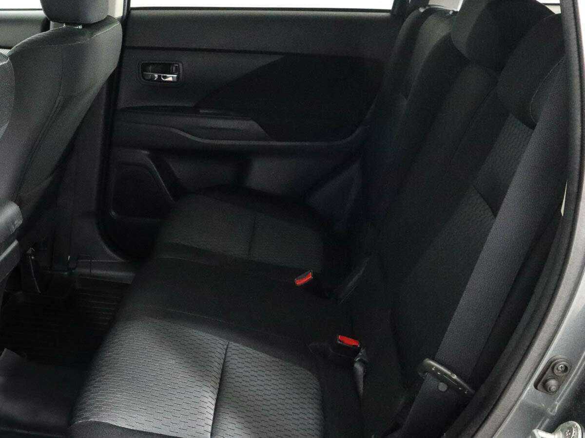 Mitsubishi Outlander 2013 года с пробегом. Фото: #7