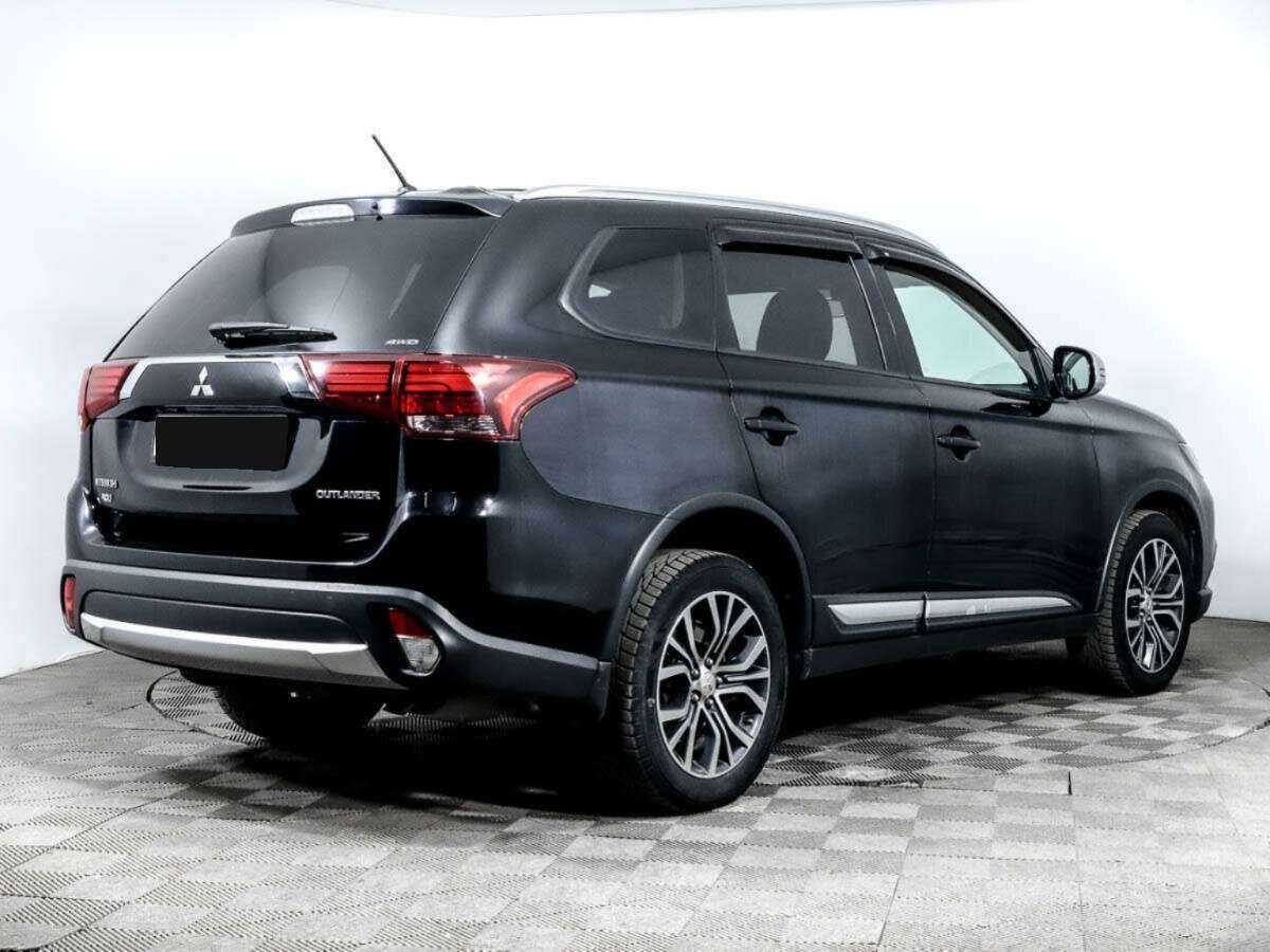 Mitsubishi Outlander 2015 года с пробегом. Фото: #3