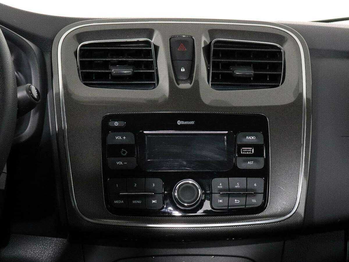 Renault Logan 2020 года с пробегом. Фото: #9