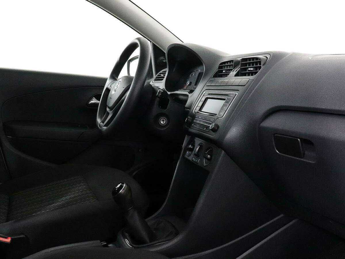 Volkswagen Polo 2015 года с пробегом. Фото: #5