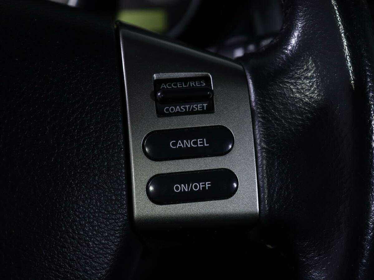 Nissan Tiida 2012 года с пробегом. Фото: #18