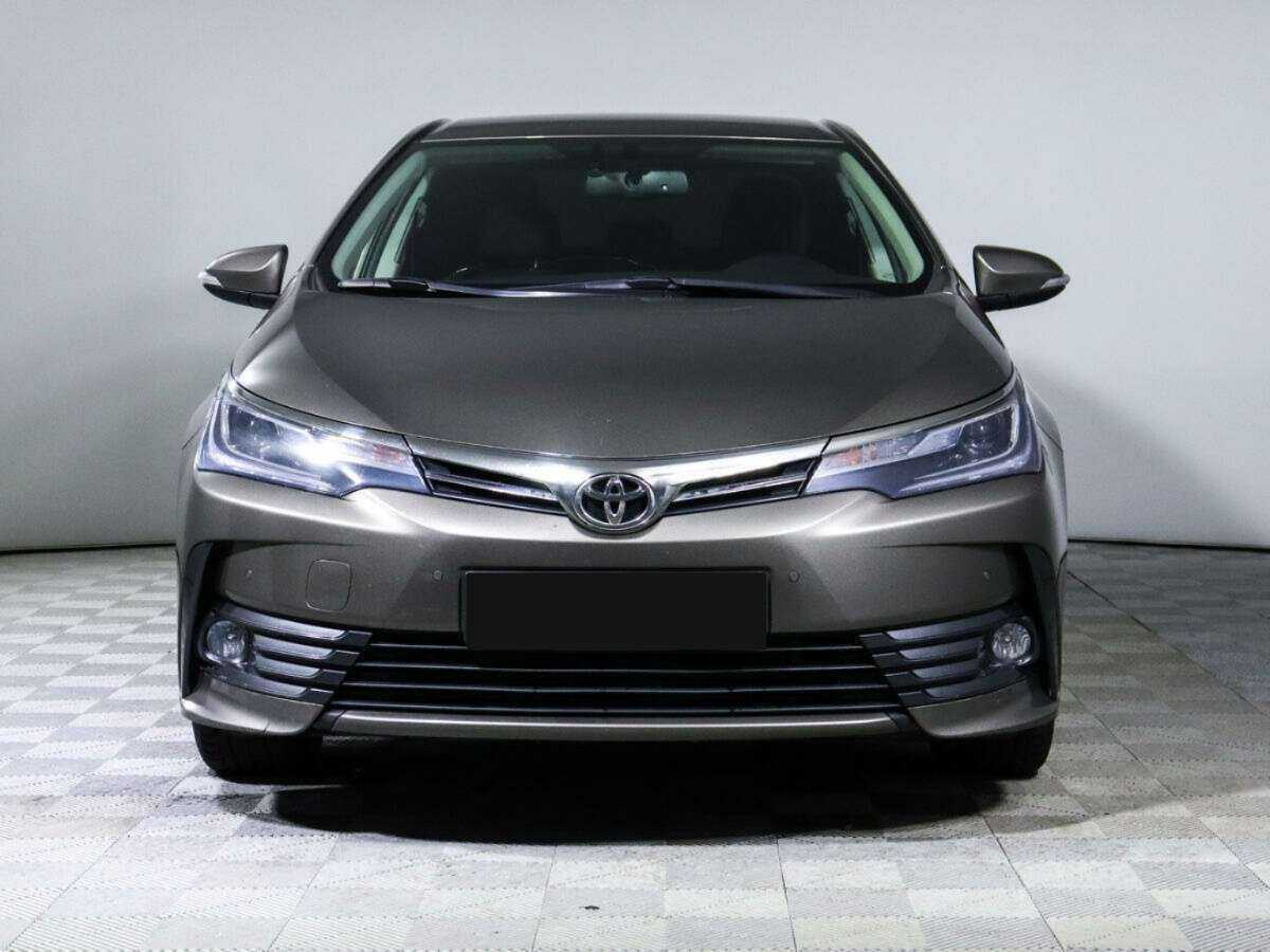 Toyota Corolla 2018 года с пробегом. Фото: #1