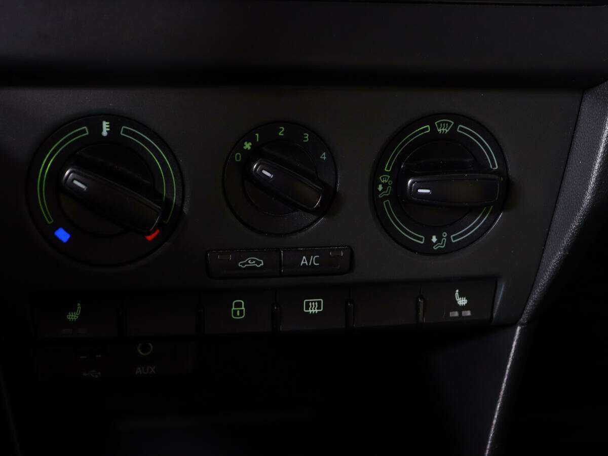 Skoda Rapid 2016 года с пробегом. Фото: #12