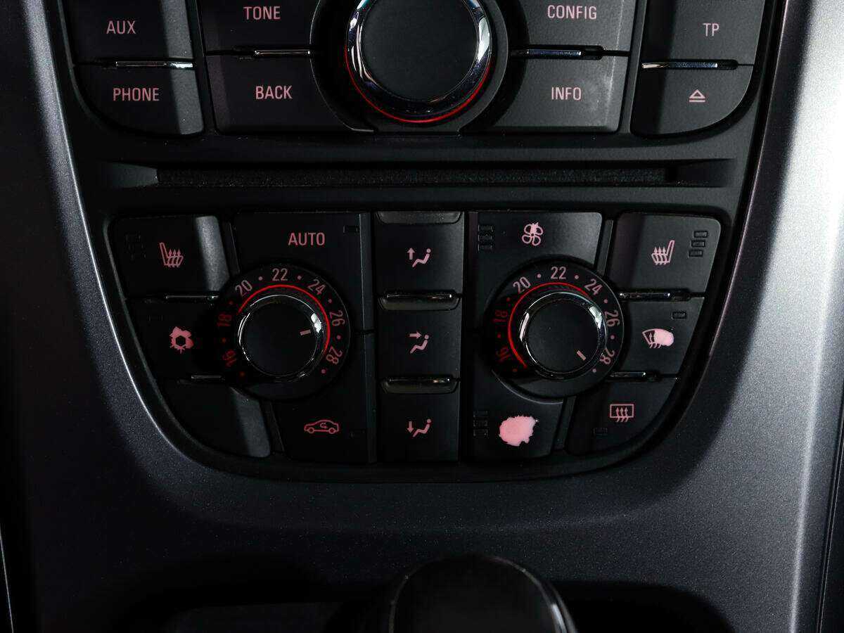 Opel Astra 2012 года с пробегом. Фото: #14