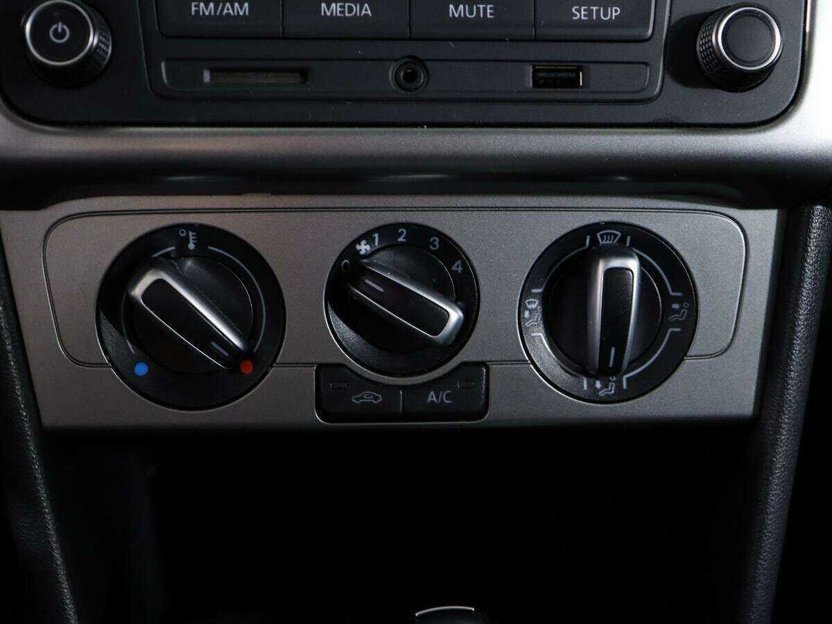 Volkswagen Polo 2019 года с пробегом. Фото: #16