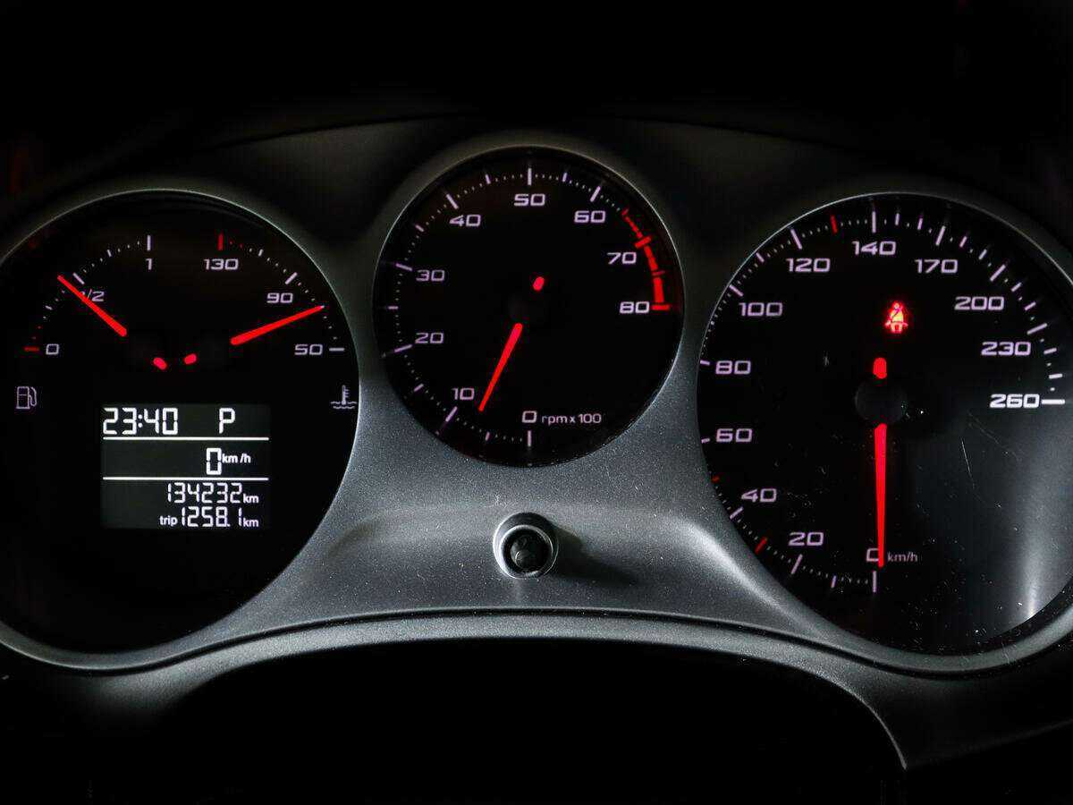 SEAT Leon 2012 года с пробегом. Фото: #8