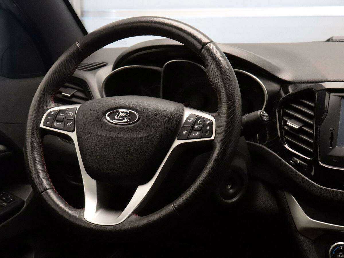 Lada (ВАЗ) Vesta 2020 года с пробегом. Фото: #9