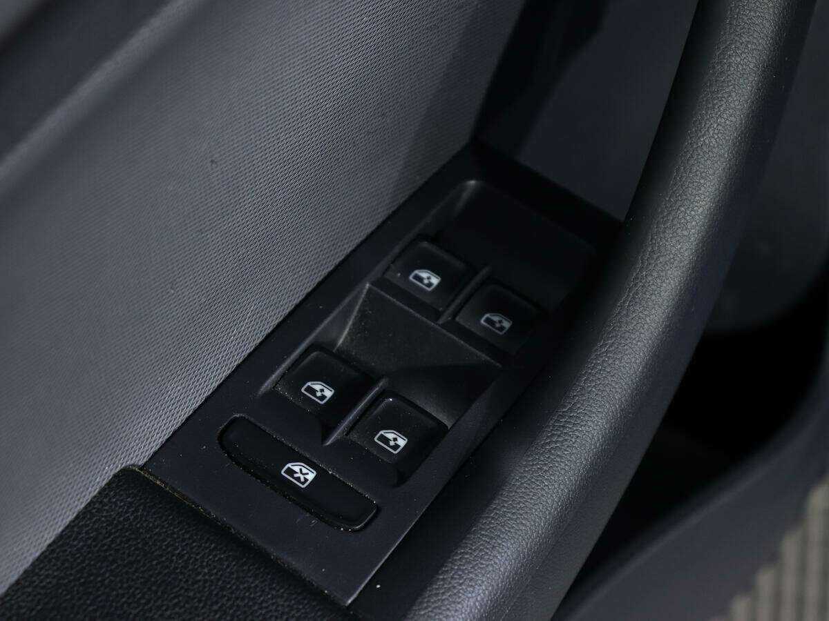 Skoda Rapid 2017 года с пробегом. Фото: #13