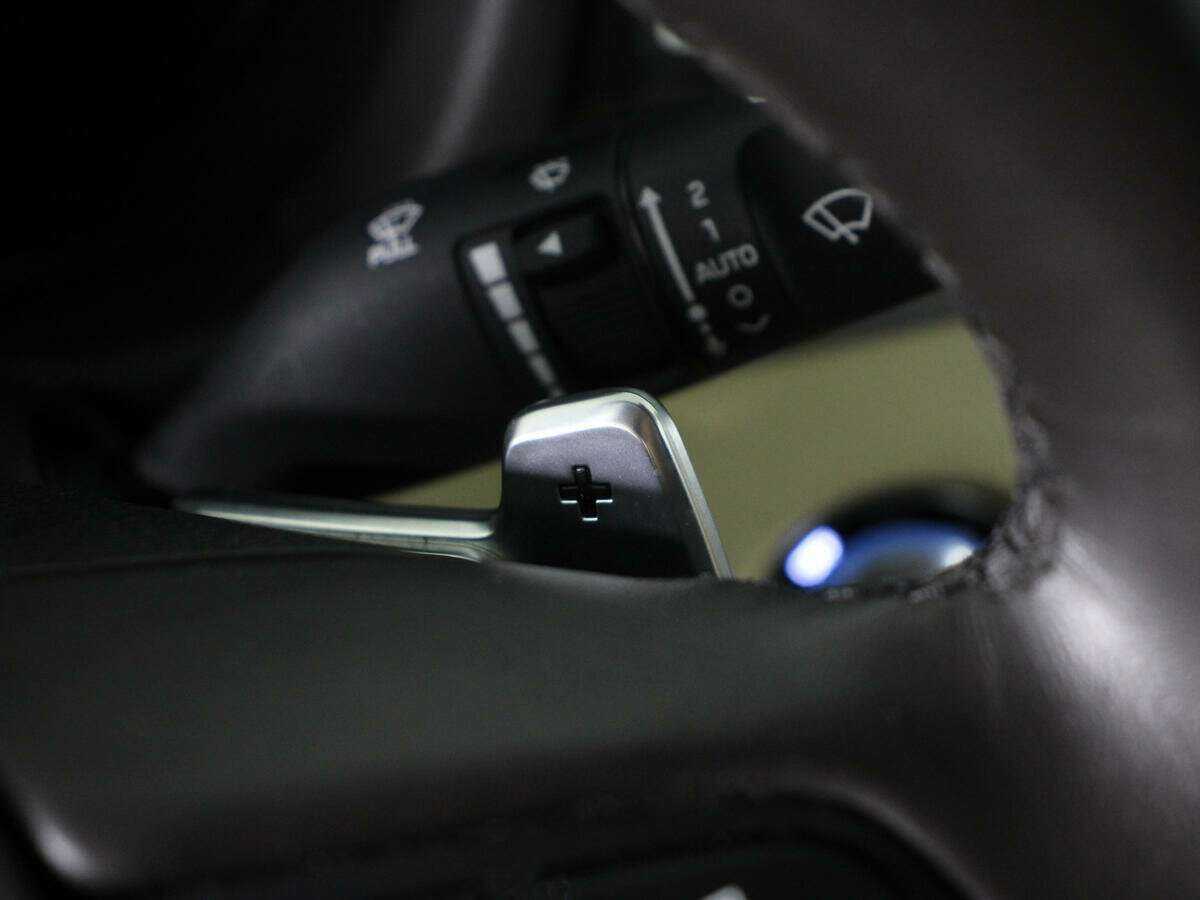 Hyundai Genesis 2015 года с пробегом. Фото: #17