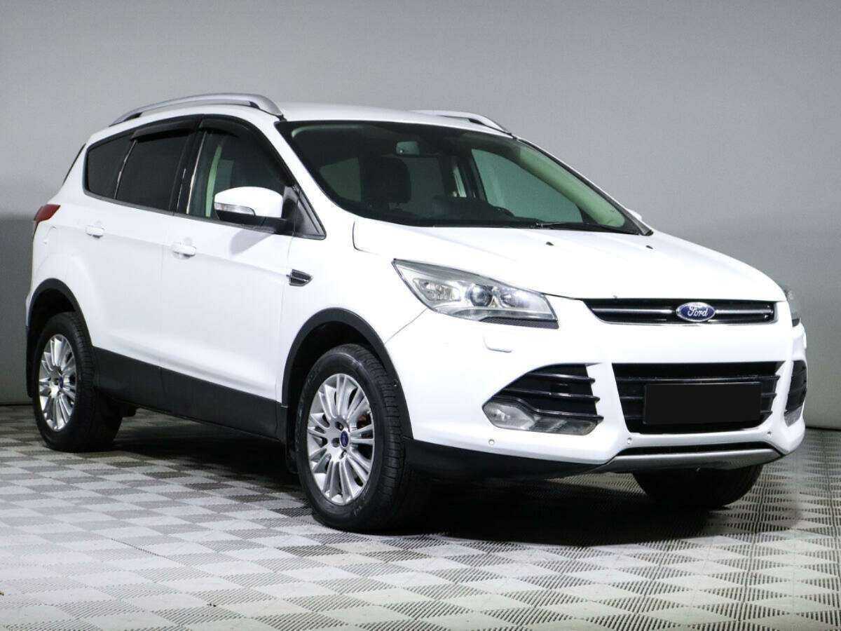 Ford Kuga 2015 года с пробегом. Фото: #2