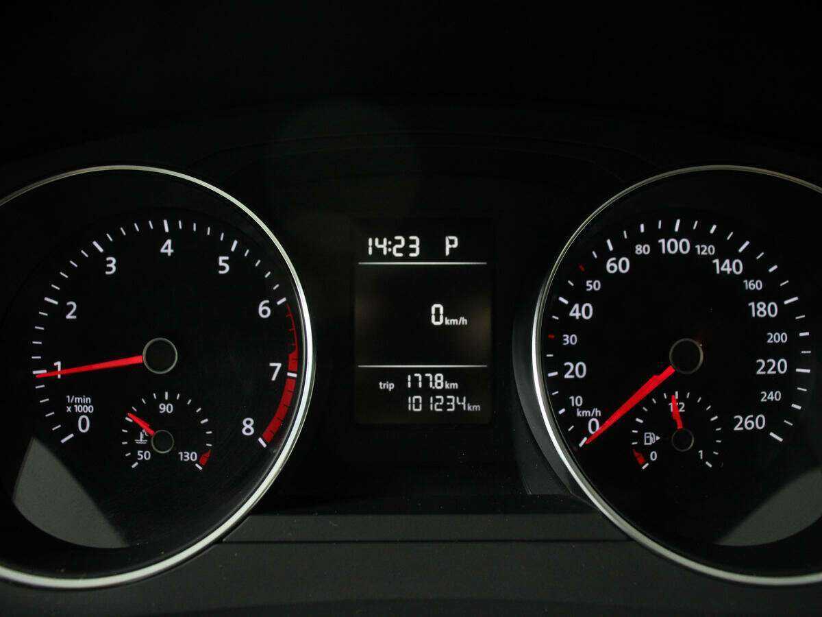 Volkswagen Jetta 2016 года с пробегом. Фото: #10