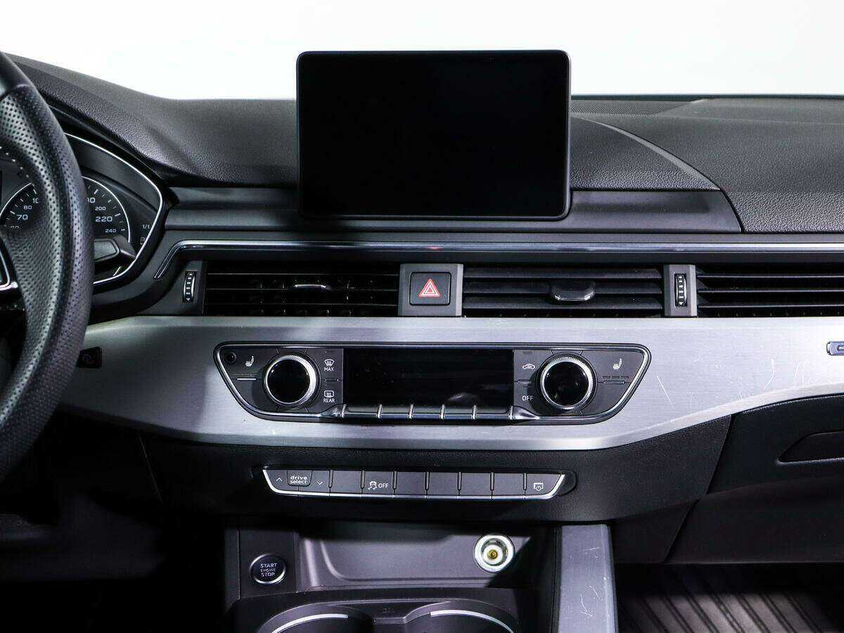 Audi A4 2017 года с пробегом. Фото: #9