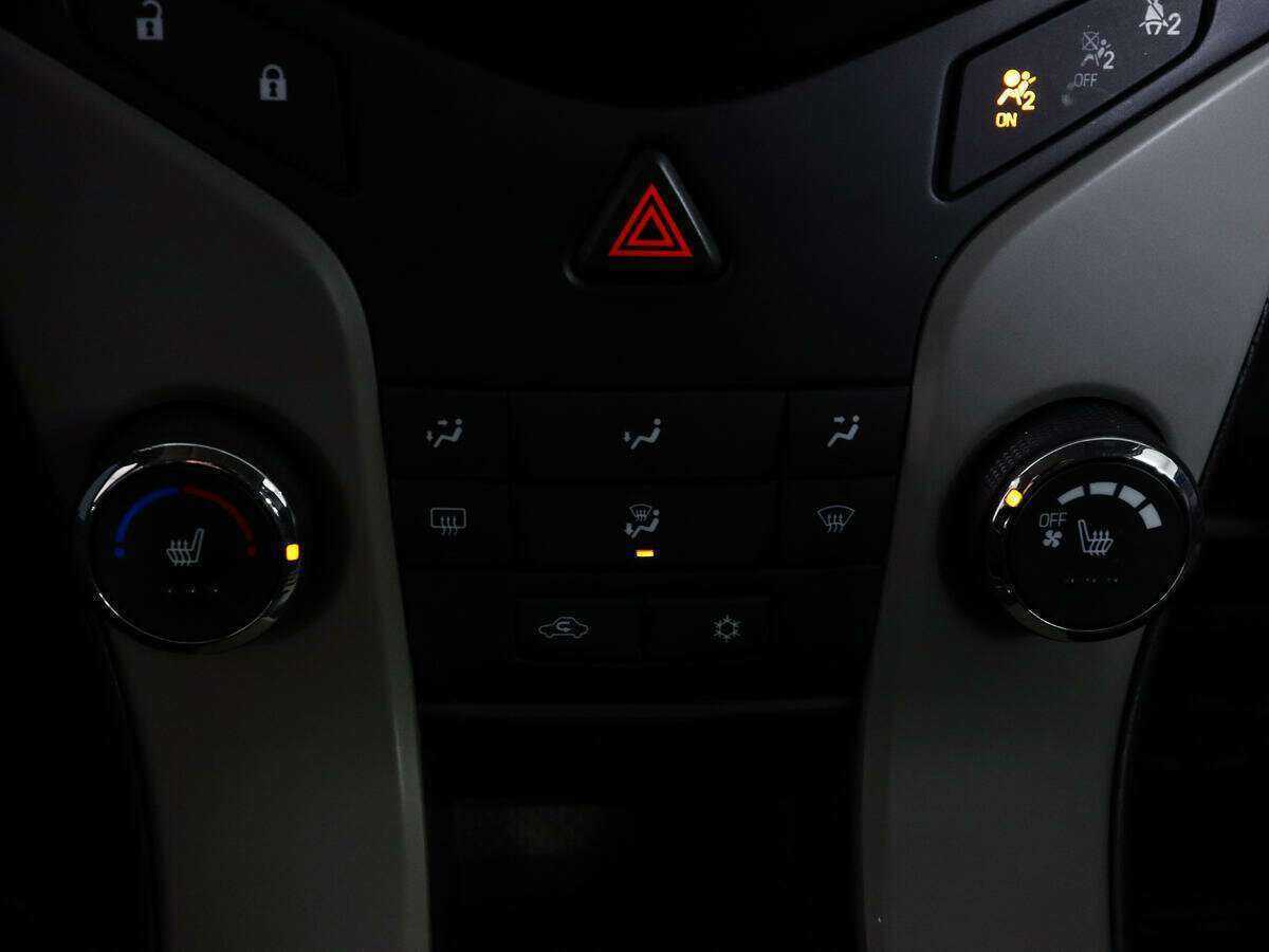 Chevrolet Cruze 2012 года с пробегом. Фото: #16