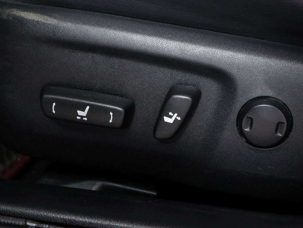 Toyota Camry 2016 года с пробегом. Фото: #12