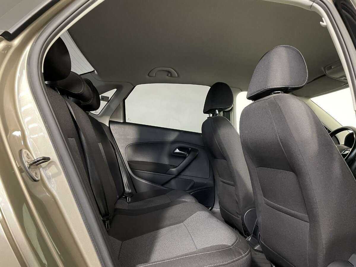 Volkswagen Polo 2015 года с пробегом. Фото: #14