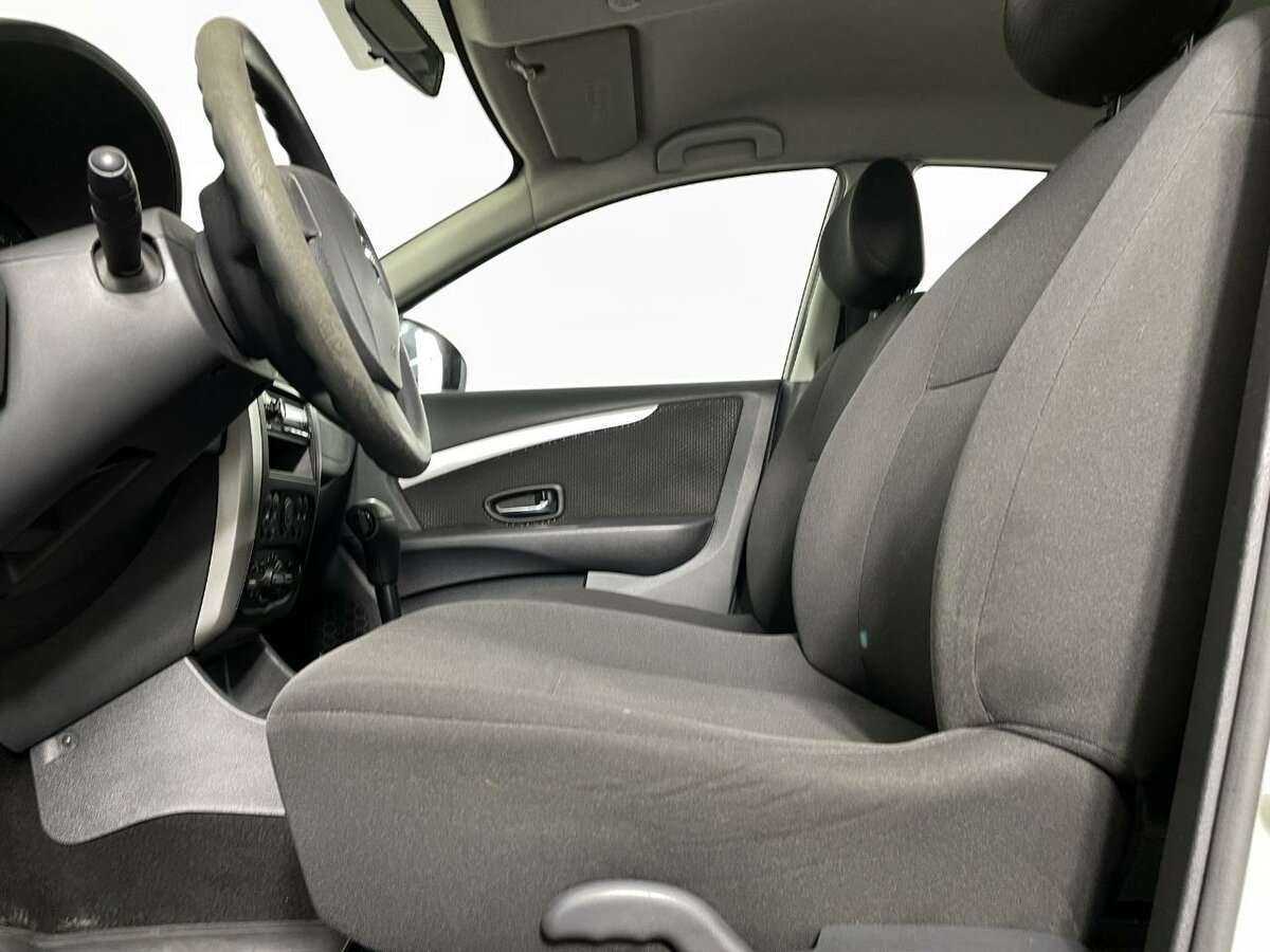 Nissan Almera 2013 года с пробегом. Фото: #9