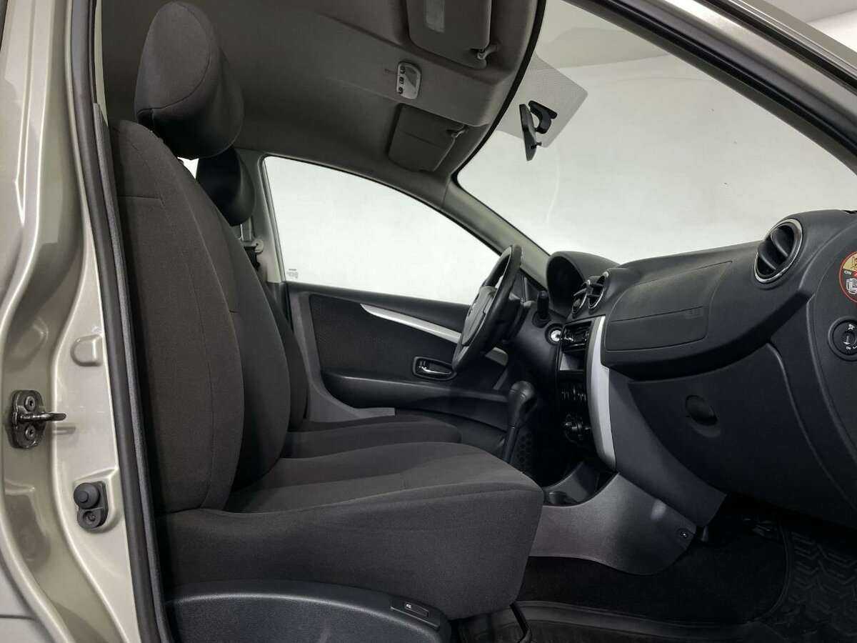 Nissan Almera 2013 года с пробегом. Фото: #13