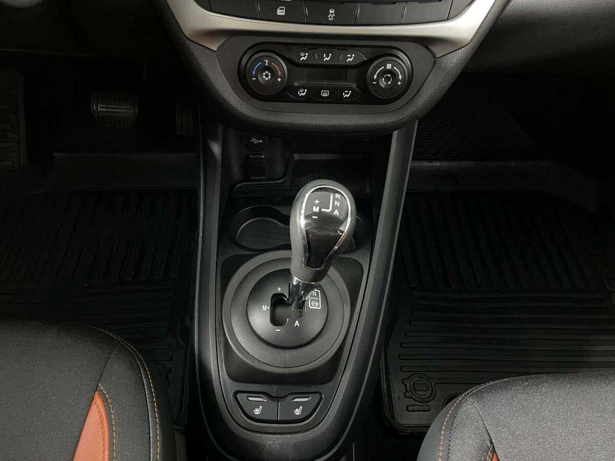 Lada (ВАЗ) Vesta 2019 года с пробегом. Фото: #11