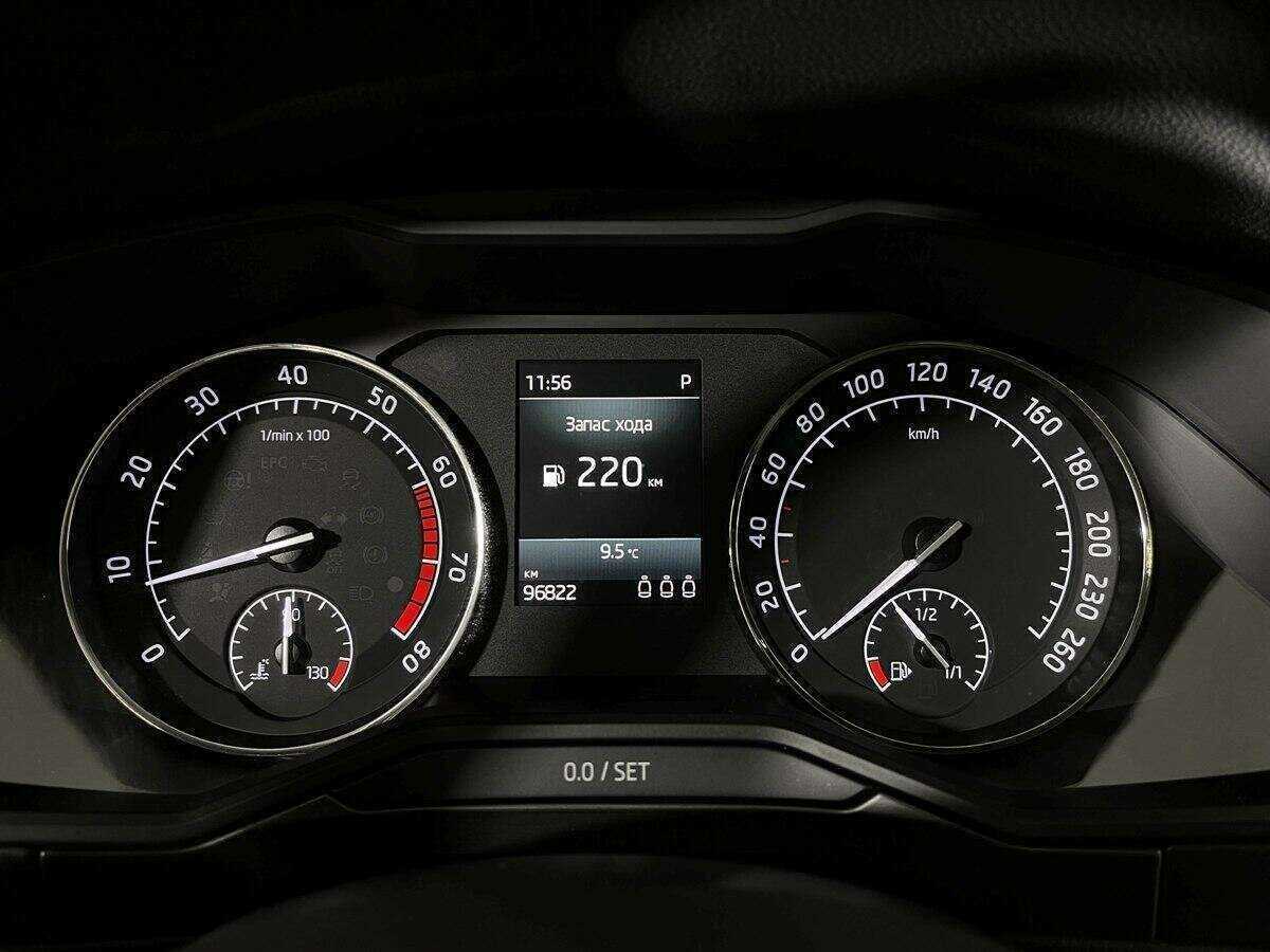 Skoda Superb 2017 года с пробегом. Фото: #9