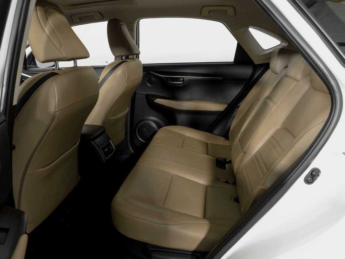 Lexus NX 2015 года с пробегом. Фото: #9