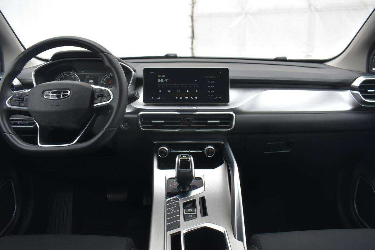 Geely Coolray 2021 года с пробегом. Фото: #11