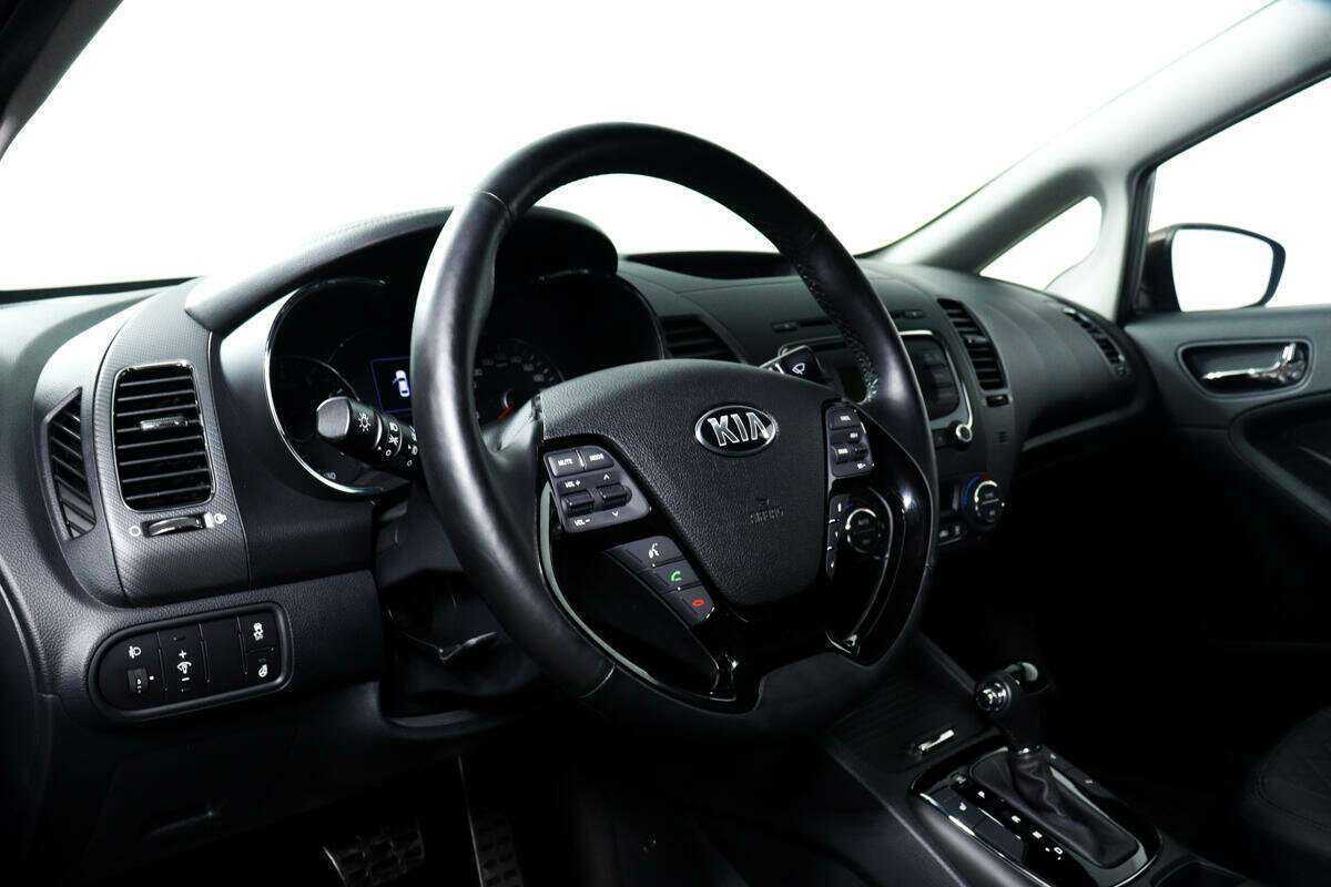 Kia Cerato 2019 года с пробегом. Фото: #11