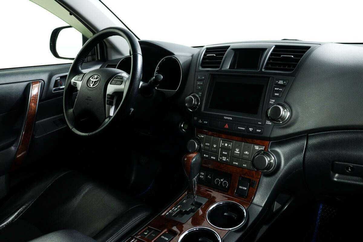 Toyota Highlander 2012 года с пробегом. Фото: #8