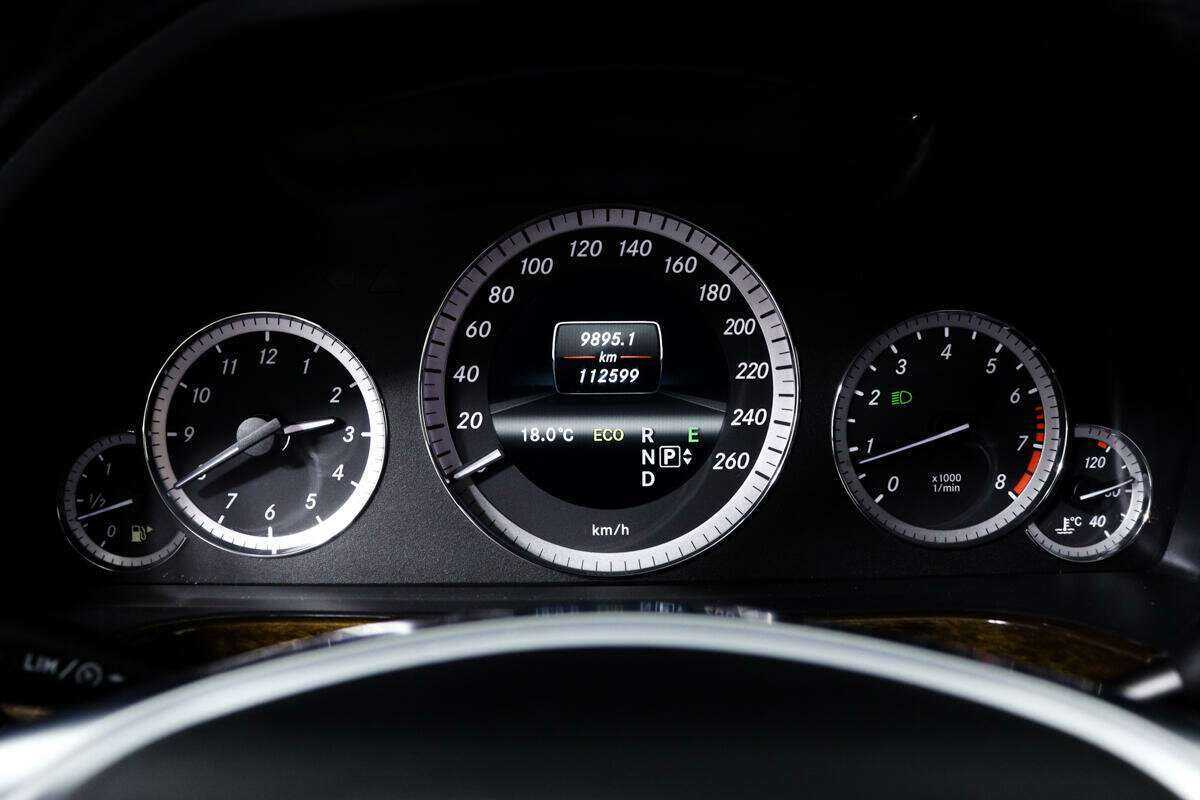 Mercedes-Benz E-Класс 2012 года с пробегом. Фото: #9