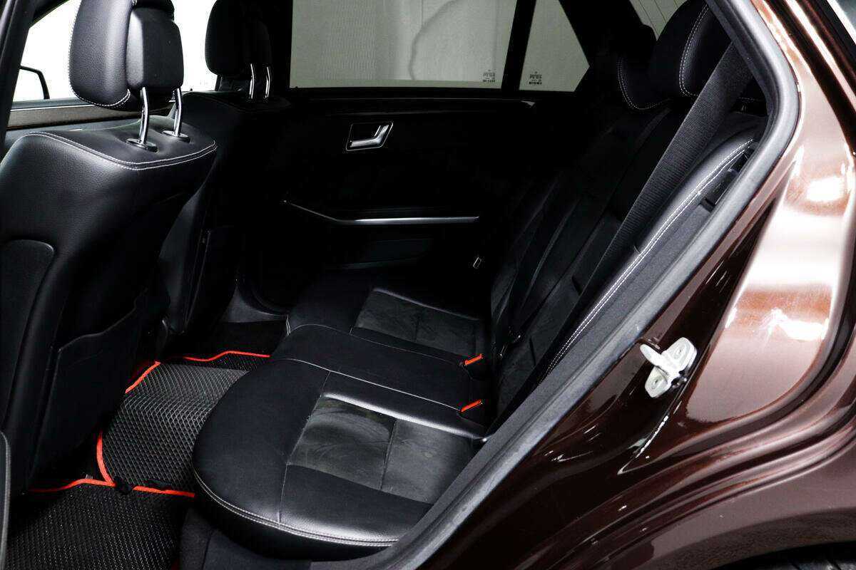 Mercedes-Benz E-Класс 2012 года с пробегом. Фото: #11