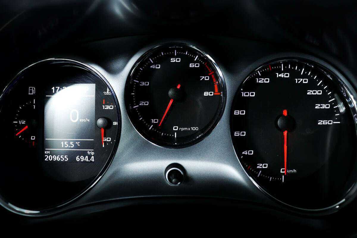 SEAT Leon 2012 года с пробегом. Фото: #9