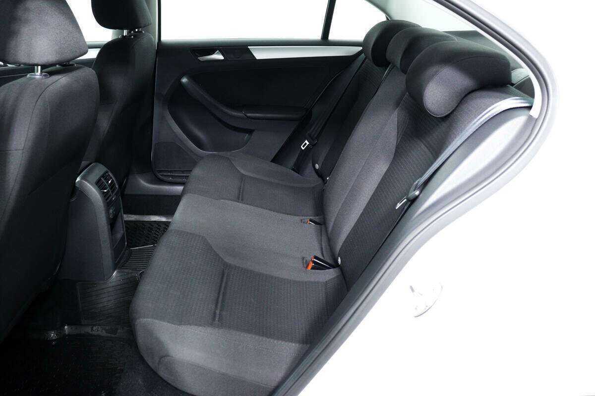 Volkswagen Jetta 2018 года с пробегом. Фото: #11