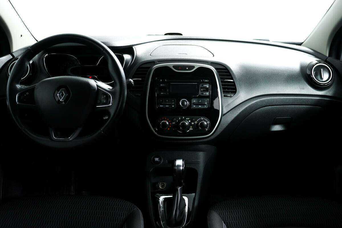 Renault Kaptur 2016 года с пробегом. Фото: #10
