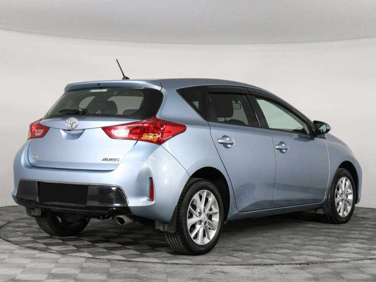 Toyota Auris 2013 года с пробегом. Фото: #4