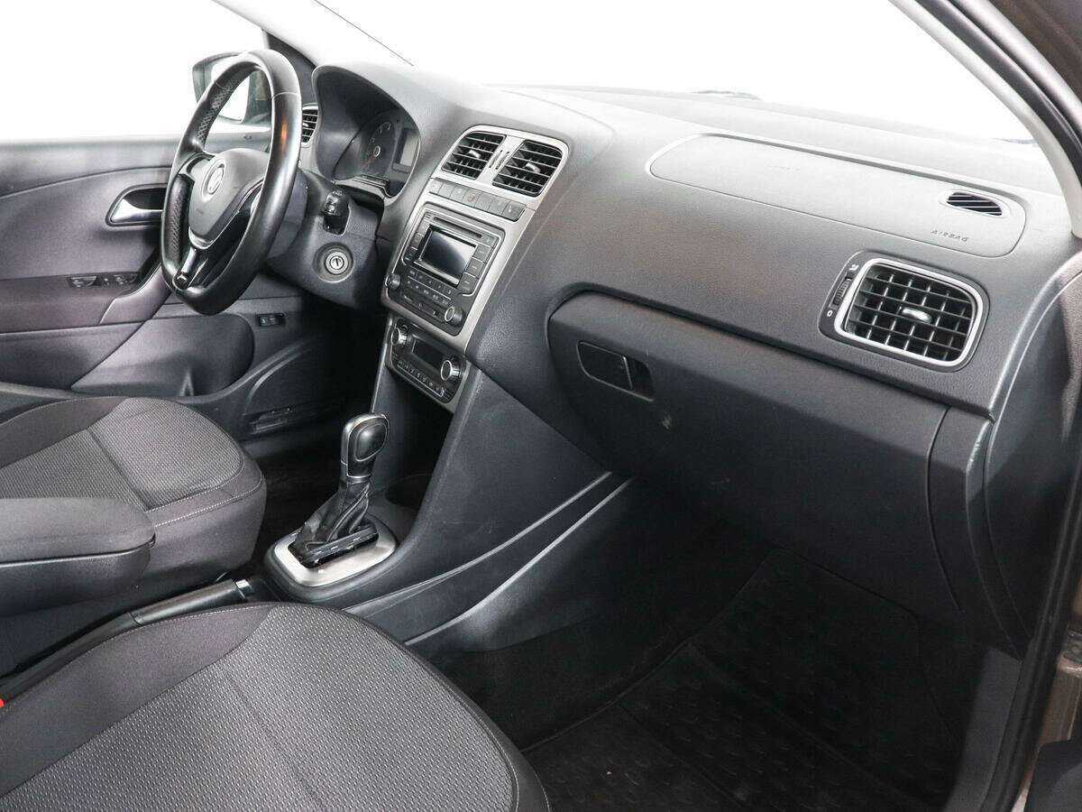 Volkswagen Polo 2016 года с пробегом. Фото: #8
