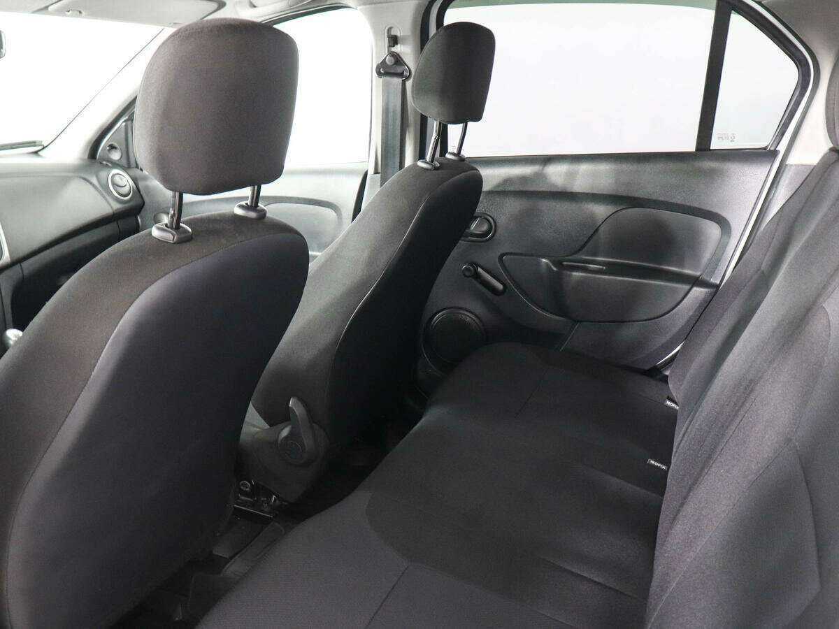 Renault Logan 2014 года с пробегом. Фото: #10