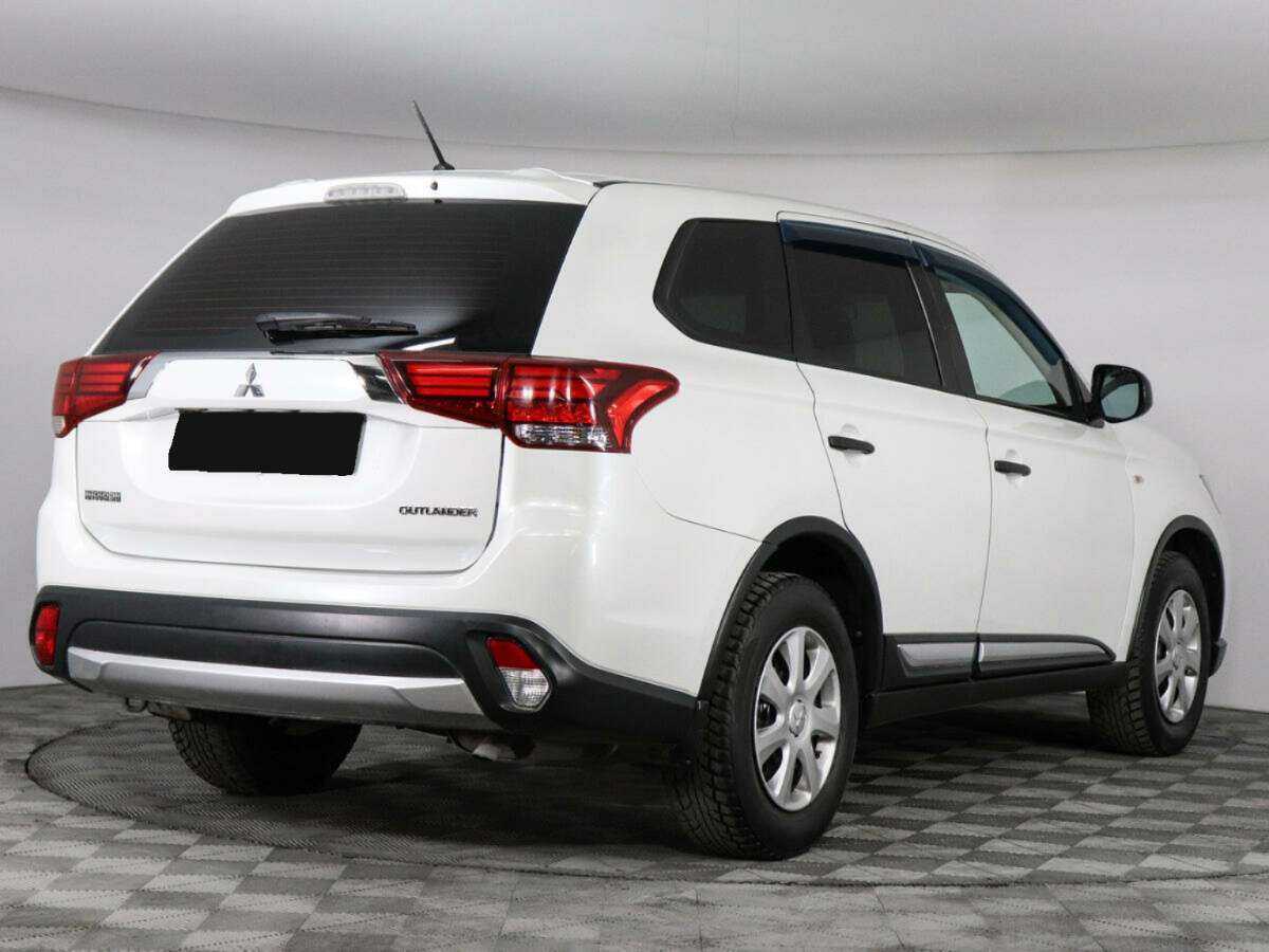 Mitsubishi Outlander 2015 года с пробегом. Фото: #4
