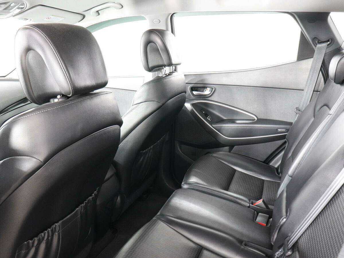 Hyundai Santa Fe 2012 года с пробегом. Фото: #11