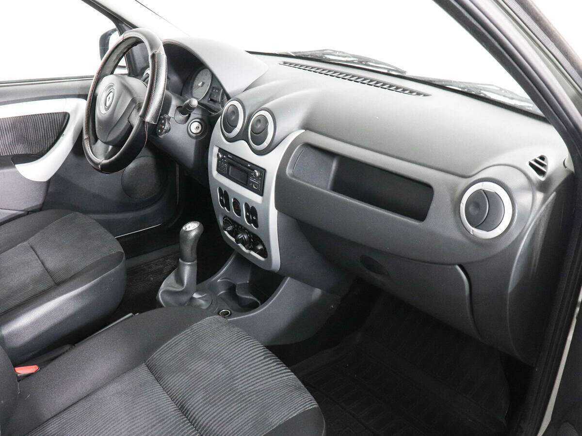 Renault Logan 2012 года с пробегом. Фото: #9