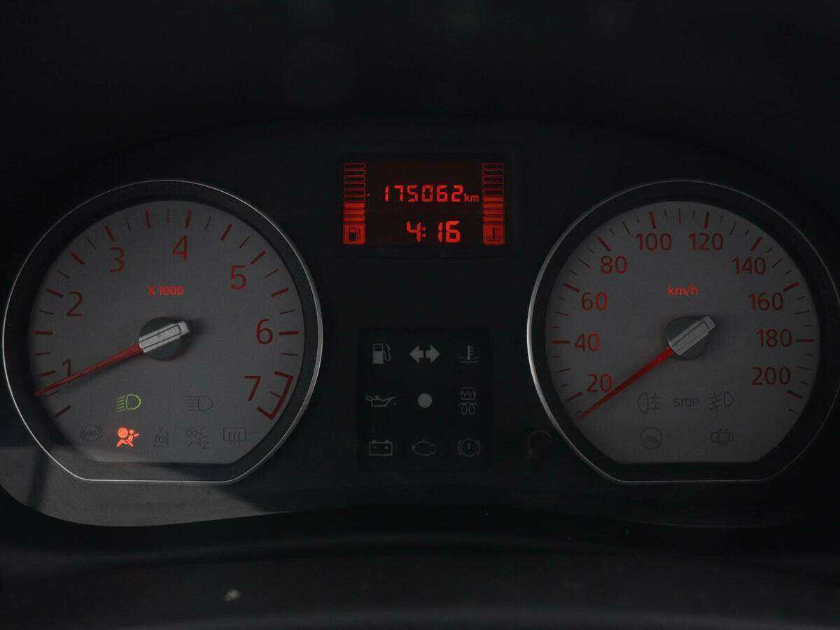 Renault Logan 2012 года с пробегом. Фото: #10