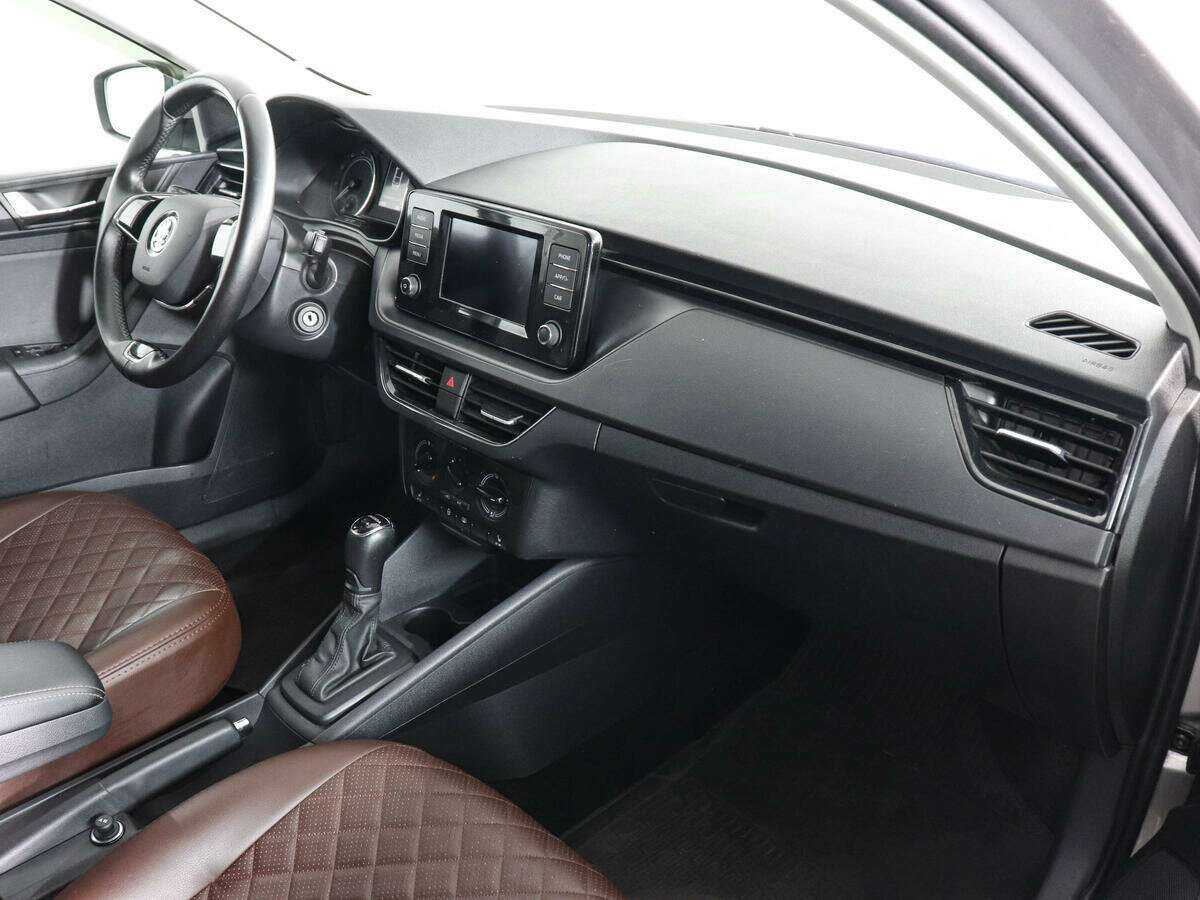 Skoda Rapid 2021 года с пробегом. Фото: #9