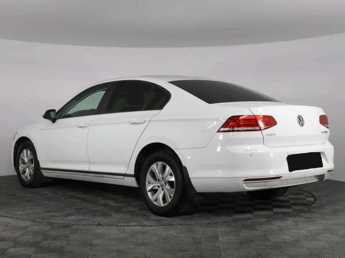 Volkswagen Passat 2016 года с пробегом. Фото: #6