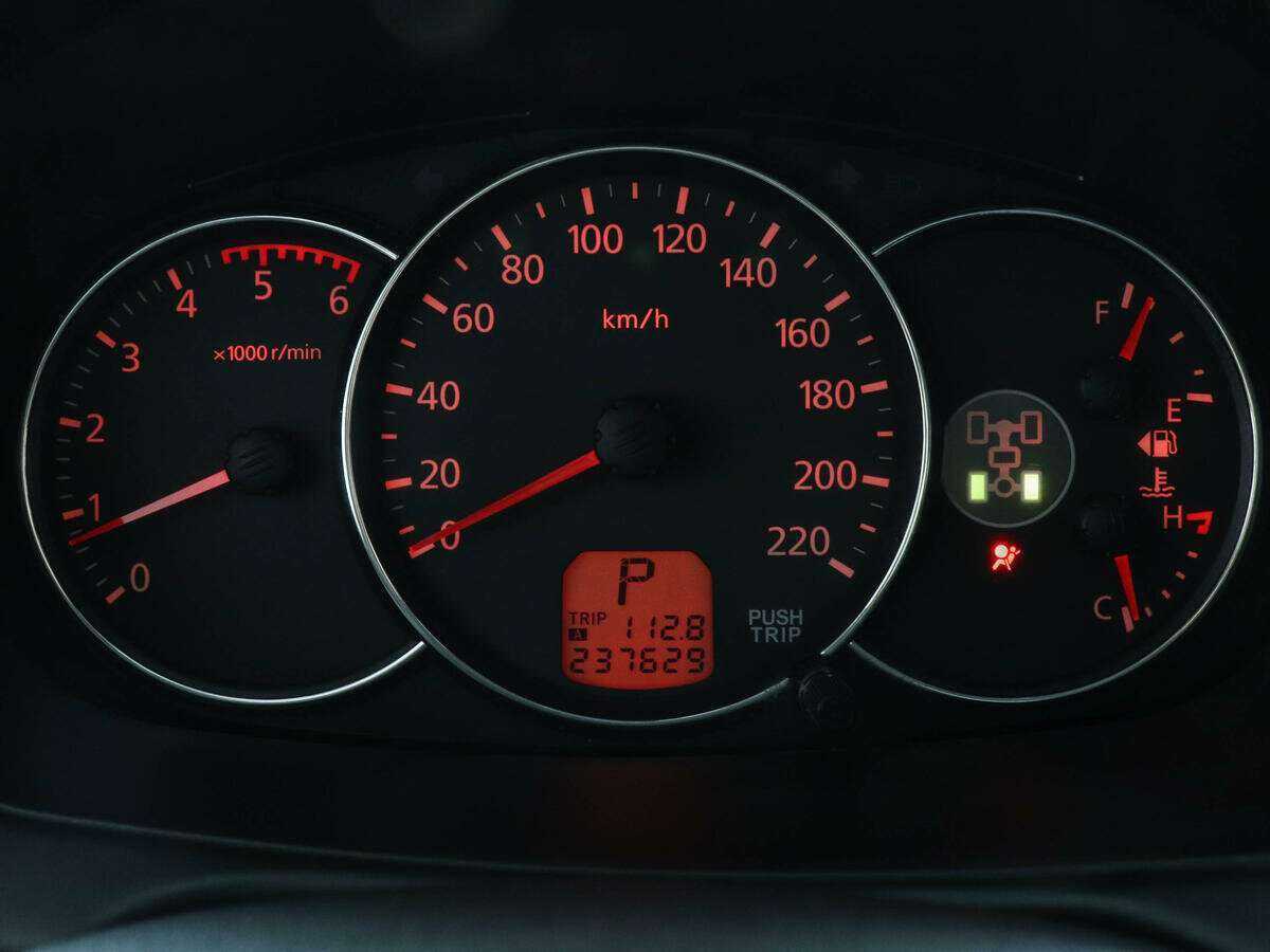 Mitsubishi Pajero Sport 2012 года с пробегом. Фото: #10