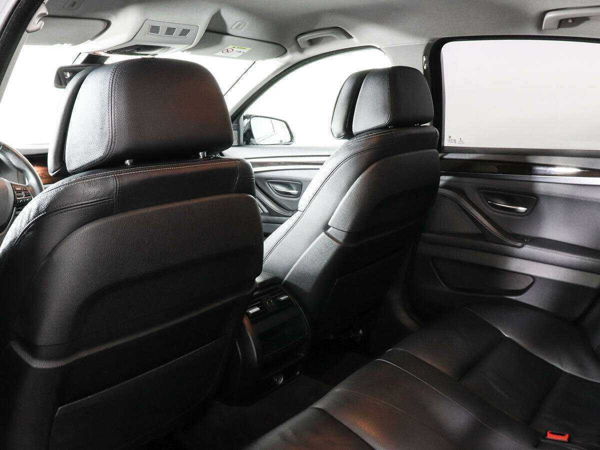 BMW 5 серии 2015 года с пробегом. Фото: #8