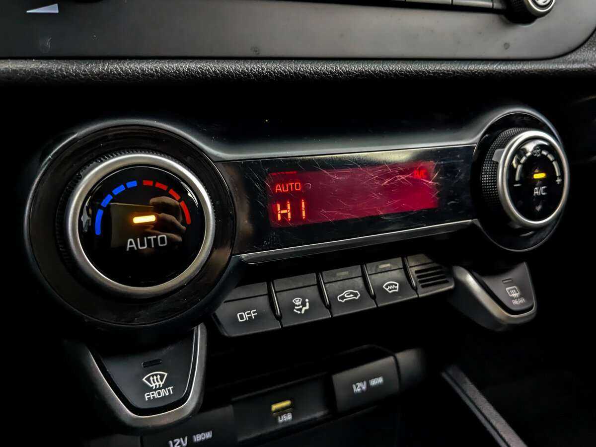 Kia Rio 2021 года с пробегом. Фото: #20