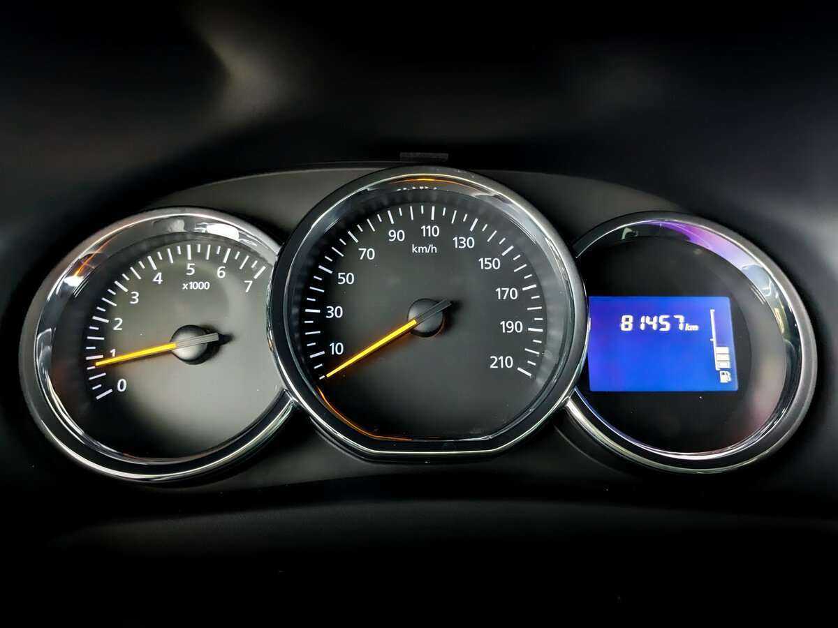 Renault Sandero 2016 года с пробегом. Фото: #10