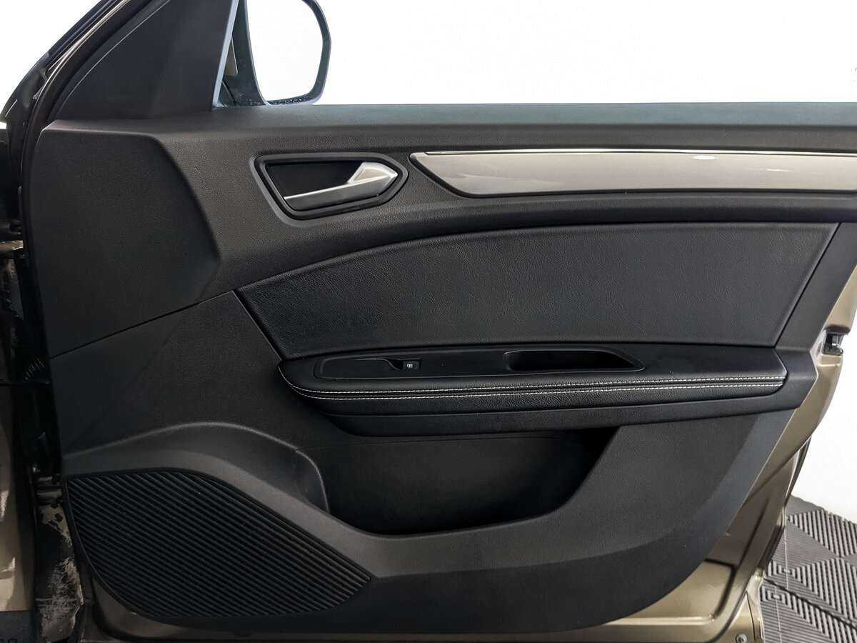 Renault Arkana 2019 года с пробегом. Фото: #20