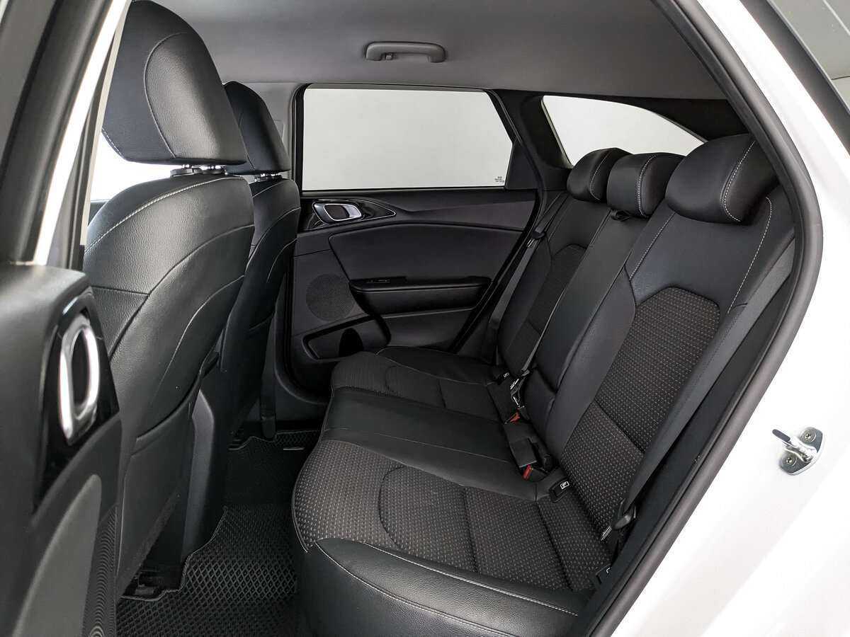 Kia Ceed 2021 года с пробегом. Фото: #13